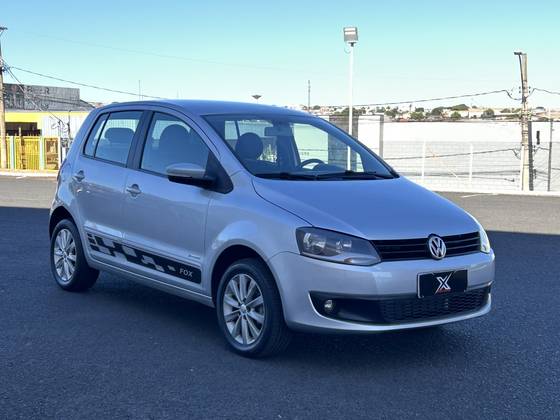 VOLKSWAGEN FOX 1.6 MI 8V FLEX 4P MANUAL VOLKSWAGEN FOX 1.6 MI 8V FLEX 4P MANUAL